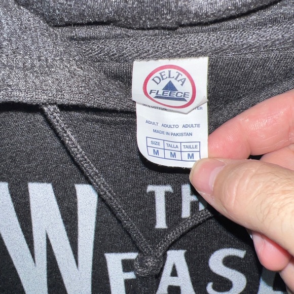 The Weasels - The Beatles Abbey Road Parody Hoodie Size Medium - Roger Rabbit - Picture 3 of 4